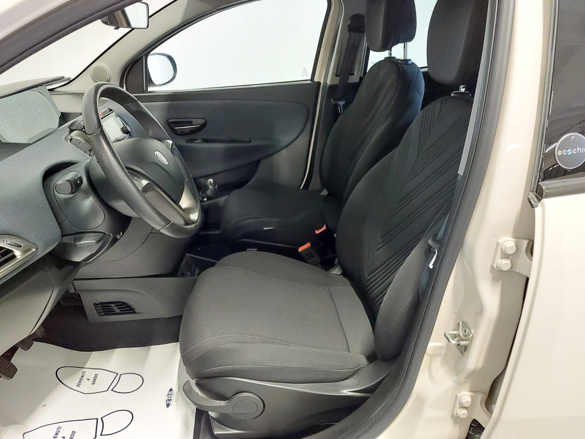 Foto LANCIA Ypsilon 3ª serie